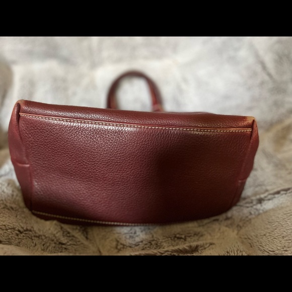 Rare Soft Leather Maroon Dooney Burke Leather Satchel with Duck Logo - Picture 7 of 8